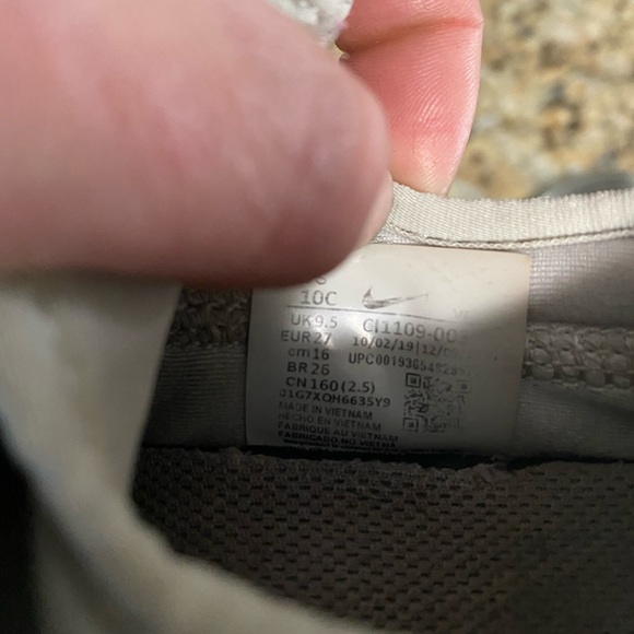 Girl’s Nike Air Max 270 Extreme - Picture 5 of 5